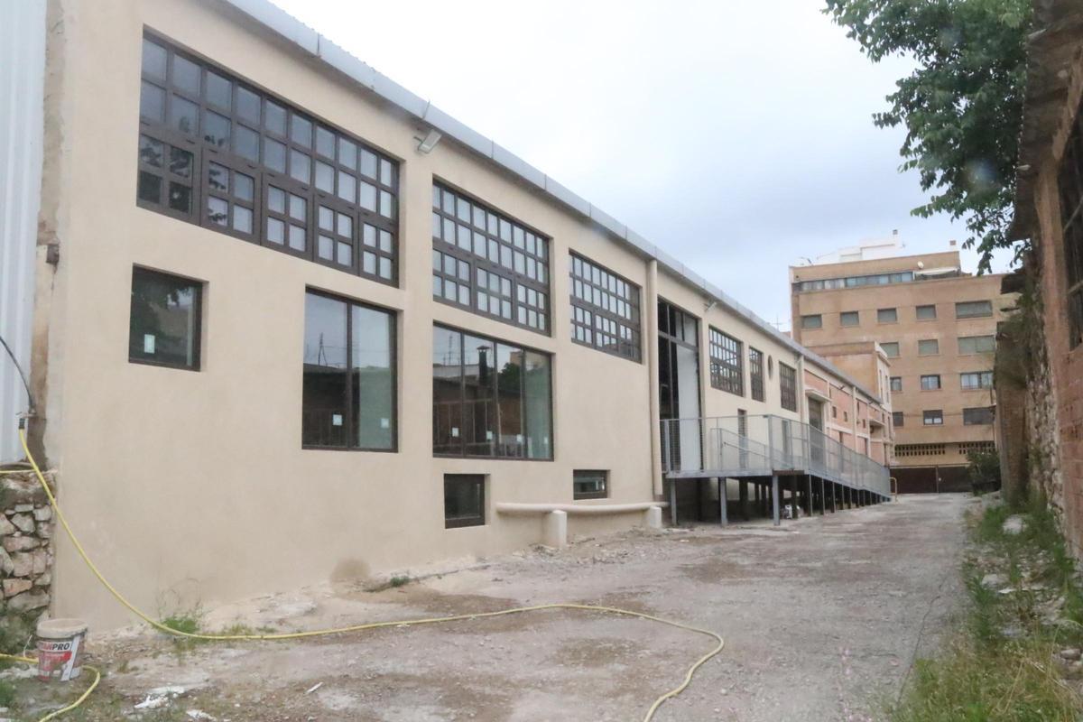 Exterior de la renovada nave BIC de la Real Fábrica.