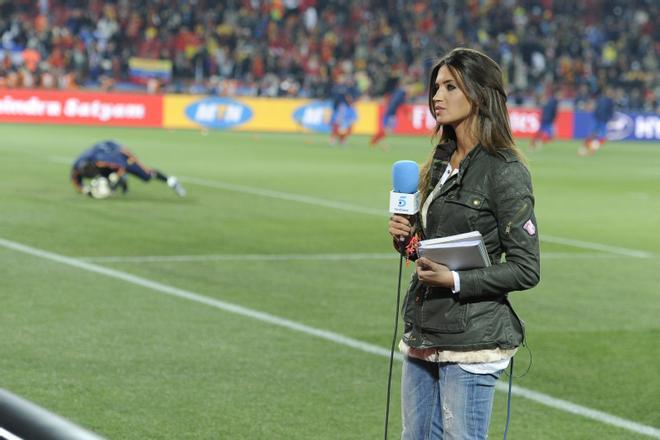 Sara Carbonero, reportera en el Mundial de Fútbol de Sudáfrica 2010