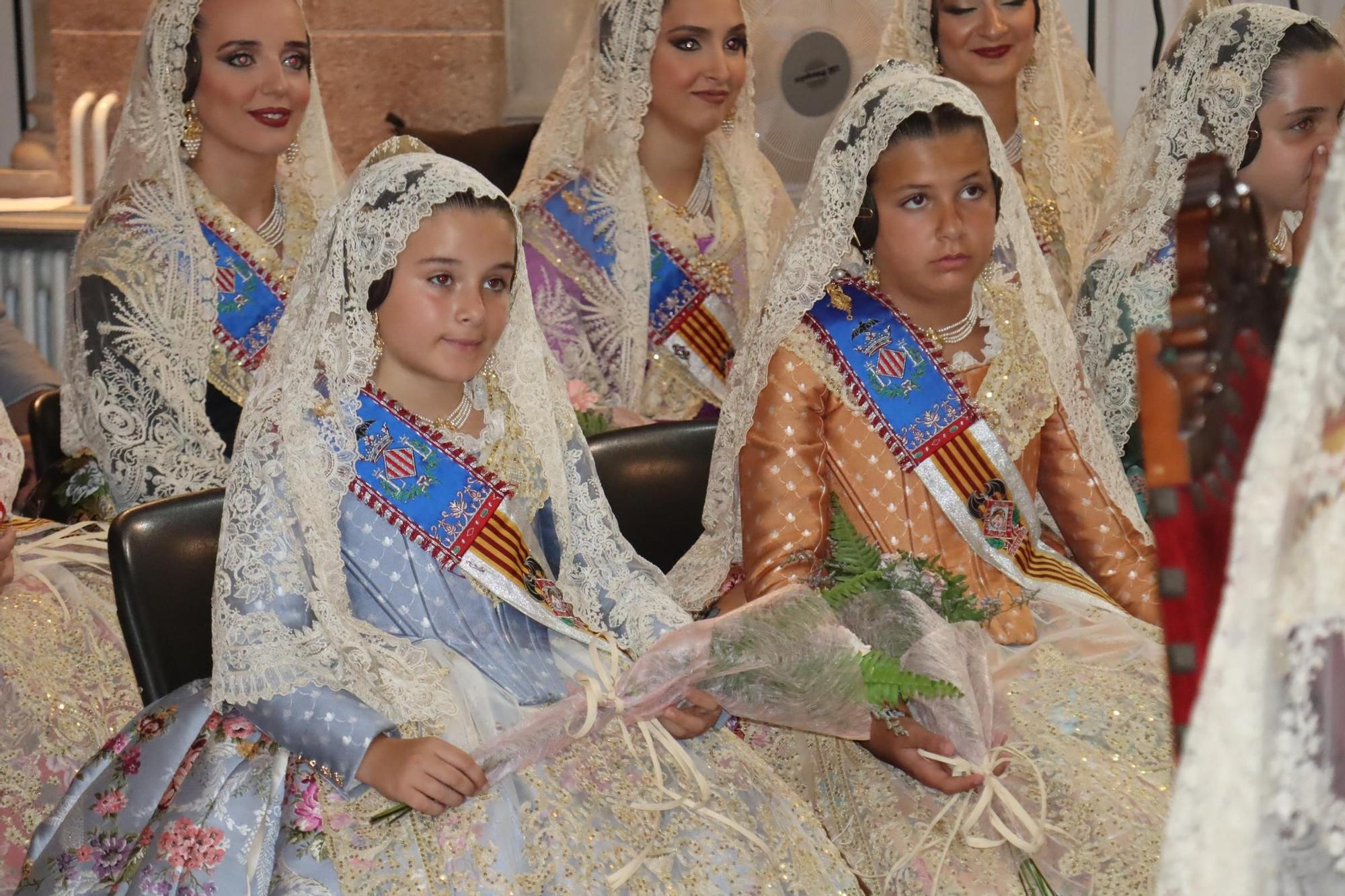 Así ha sido el Besamanos de las falleras mayores y cortes de honor 2025