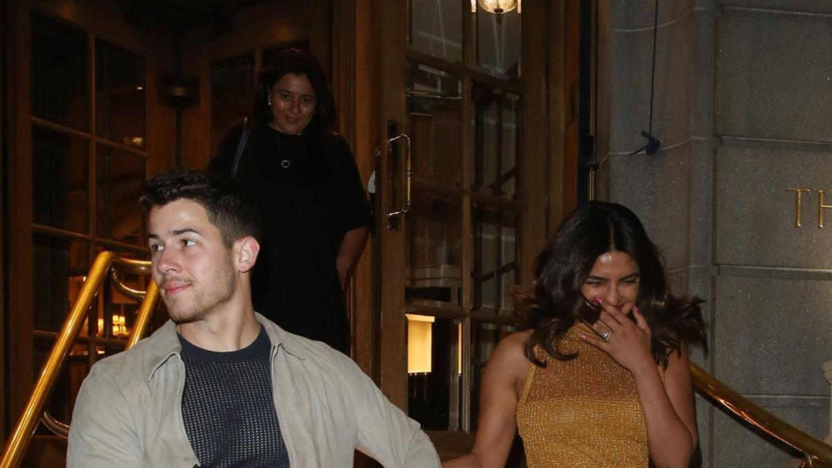 Los looks de Priyanka Chopra y Nick Jonas en sus vacaciones ideales