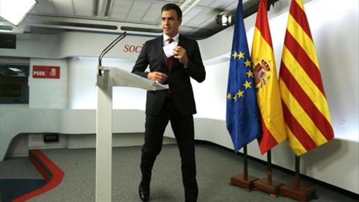 El lider del PSOE, Pedro Sánchez, en su comparecencia para valorar los resultados de las elecciones.