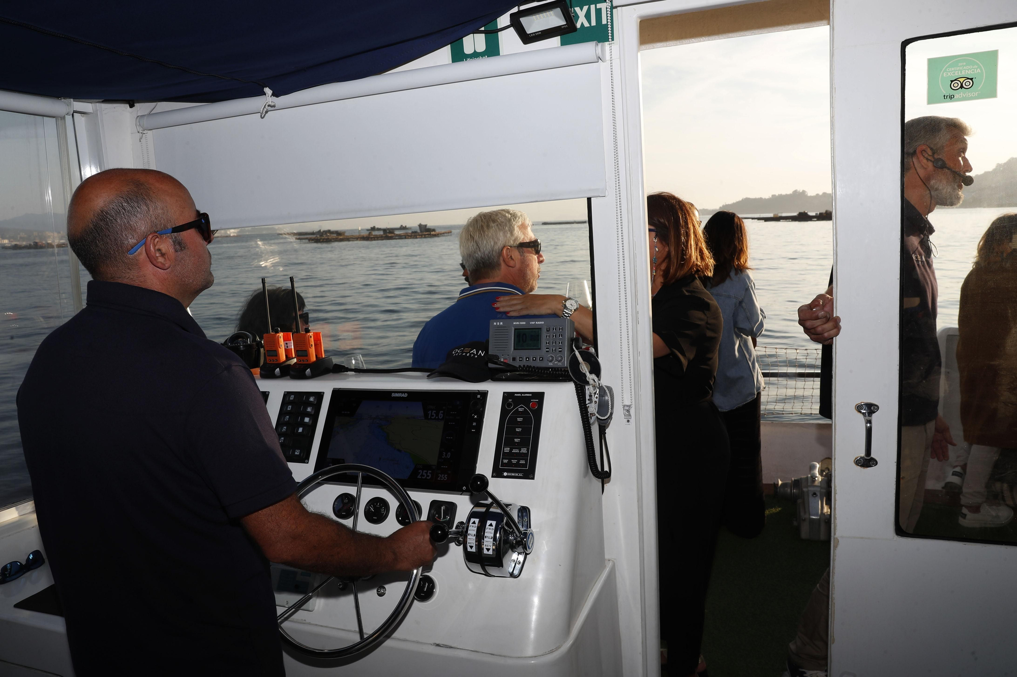 Ocho tapas de ensueño y un brindis al atardecer: así son los paseos SolPor por la ría