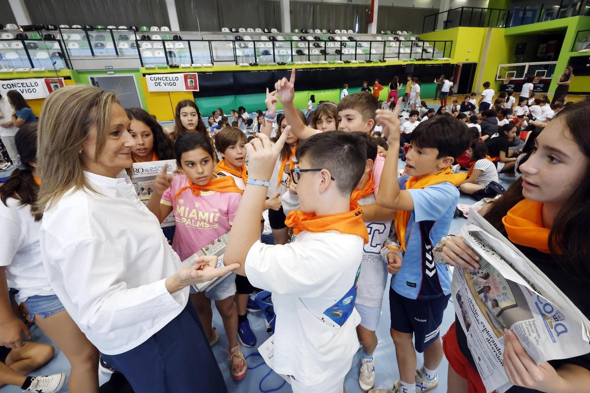 XI Premios «FARO DA ESCOLA» 2026: cientos de pequeños aprendices de periodismo en Navia