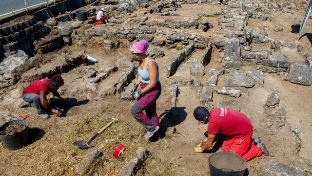 Trabajos de excavación acometidos durante el mes de julio.   | // IÑAKI ABELLA