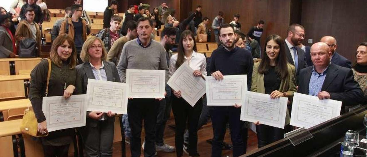 Tutores y alumnos premiados en el certamen. // Iñaki Osorio