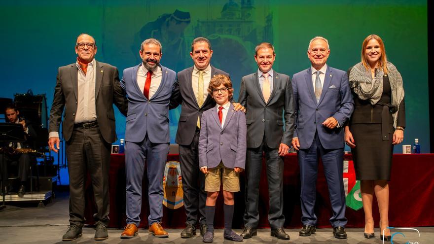 Alcoy activa la cuenta atrás para los Moros y Cristianos de 2025 con las presentación de cargos