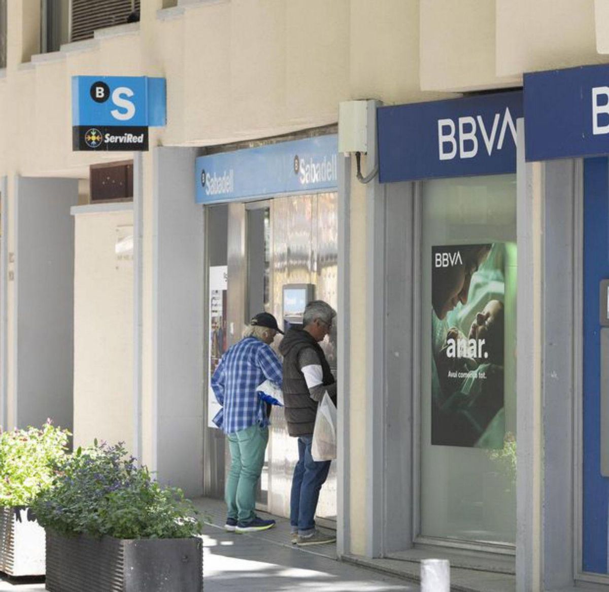 Una llei europea limita el veto a la fusió del BBVA i el Sabadell Una llei europea limita el veto a la fusió del BBVA i el Sabadell