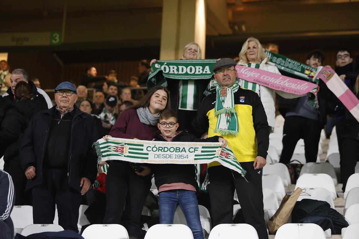 Córdoba CF-Burgos | Las imágenes de la afición en El Arcángel