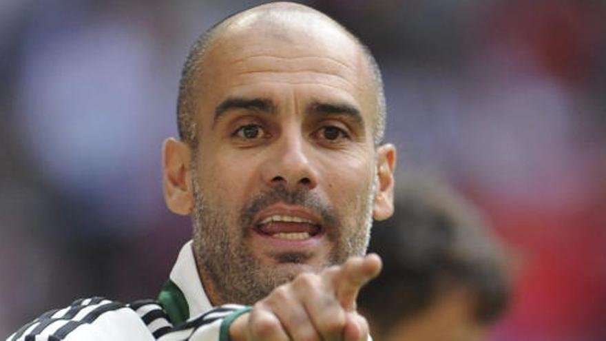 Guardiola: &quot;El que no asume mis decisiones, a la grada&quot;