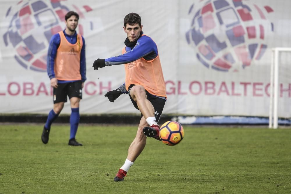 Tensión en el entrenamiento del Real Oviedo