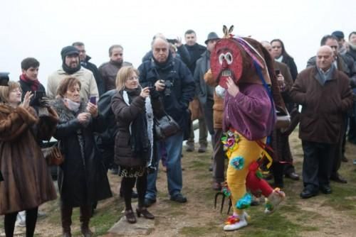 El Zangarrón cumple la tradición en Montamarta