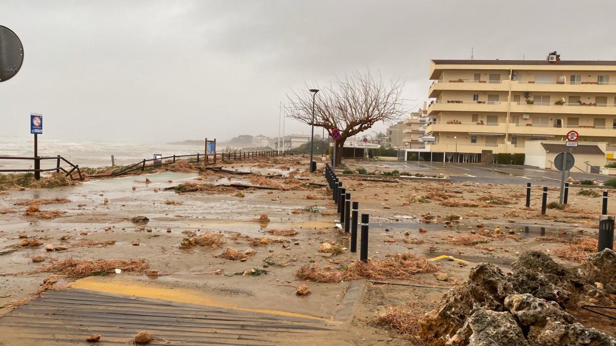 Alcalà se une a Peñíscola y recurre a fondos propios para reparar el litoral