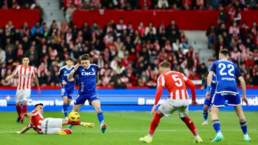 EN DIRECTO: El Sporting se impone al Oviedo en El Molinón