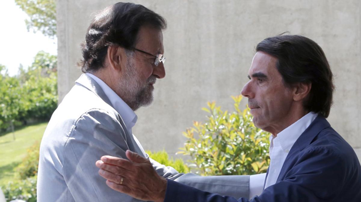 Amarga estrena de Rajoy al Parlament, mentre Aznar carrega contra el PP per fer-la fora.