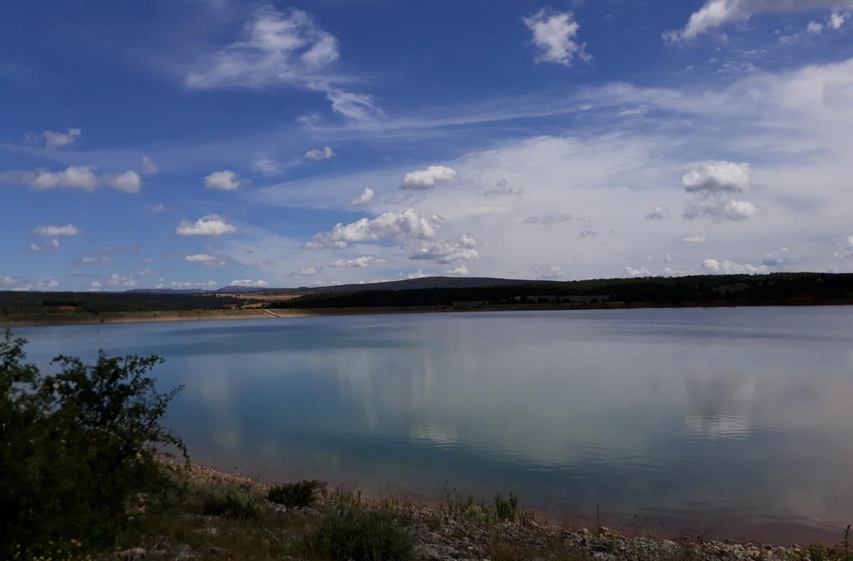 Embalse de Araúzo