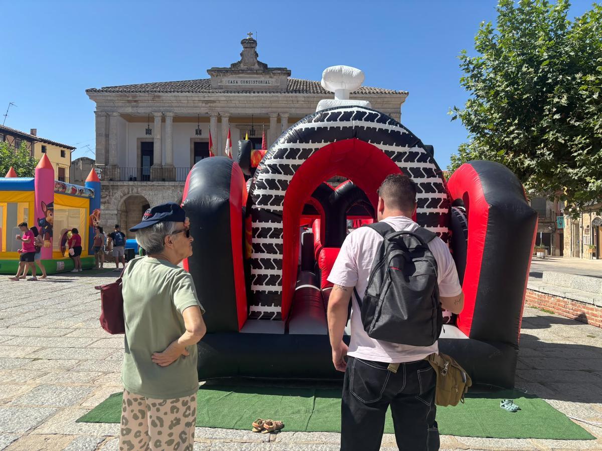 Toro celebra San Lorenzo con una gran exhibición de bomberos y actividades acuáticas para los más pequeños
