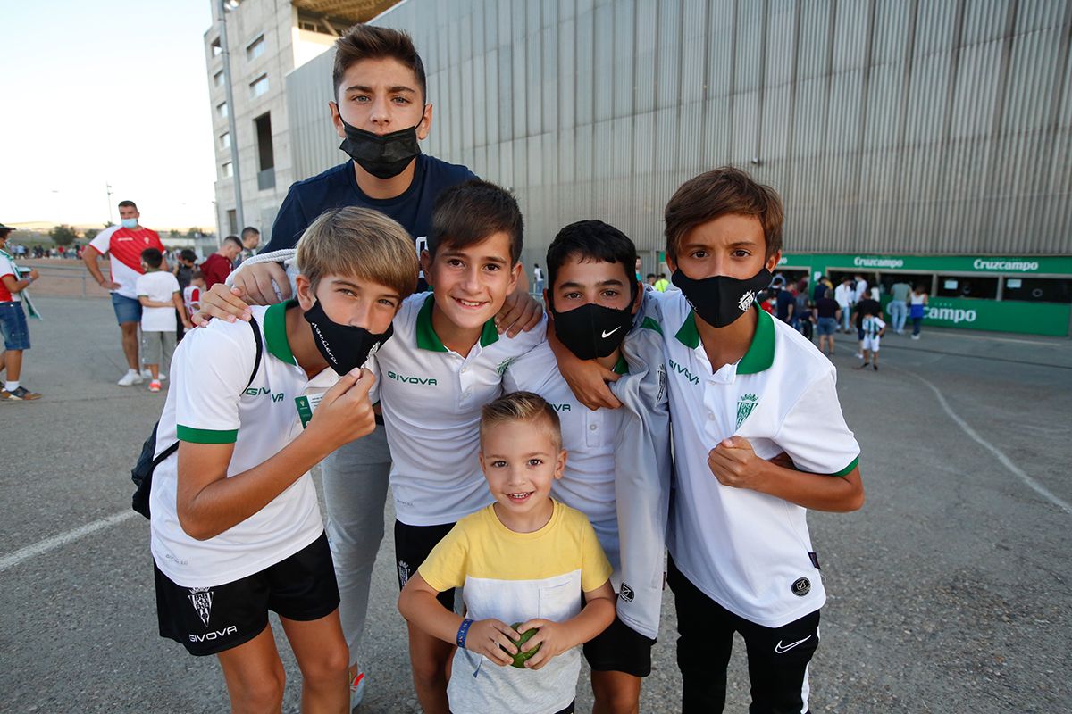 La grada de El Arcángel en el Córdoba CF-Antequera