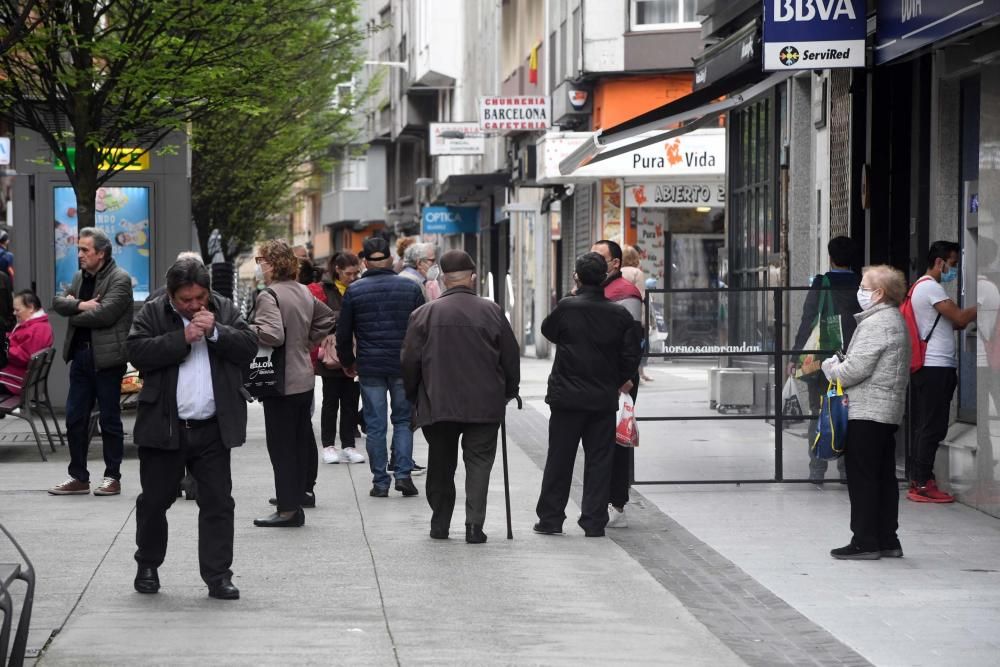 Así fue el paseo de los mayores en A Coruña