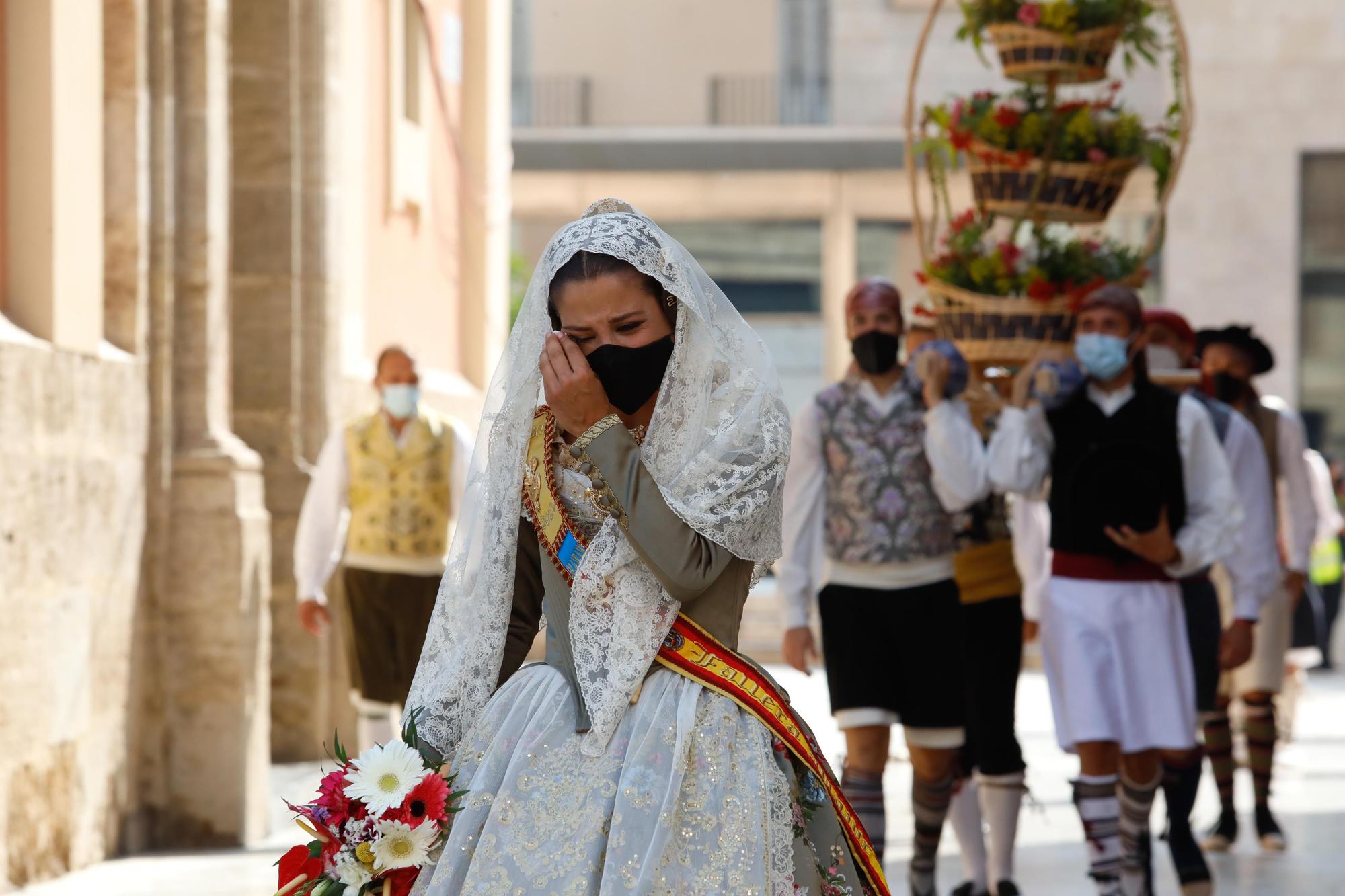 Búscate en el segundo día de Ofrenda por las calles del Mar y Avellanas (entre las 11.00 y 12.00 horas)