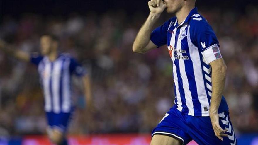 Toquero refuerza la delantera del Real Zaragoza
