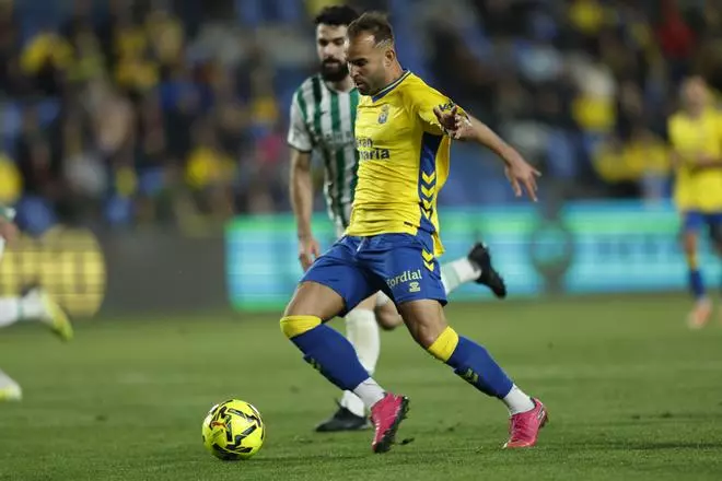 Una decisión que abre el debate del 'nueve' en la UD Las Palmas: Iker Bravo o Jesé Rodríguez