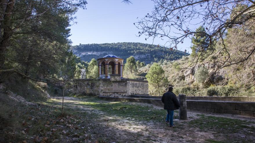 Vuelve al Consell la planta solar con una línea eléctrica que sobrevolaría El Molinar de Alcoy