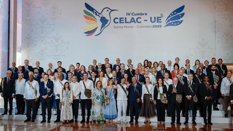 La cumbre Celac-UE concluye con críticas a las acciones militares de EEUU en el Caribe y el Pacífico colombiano