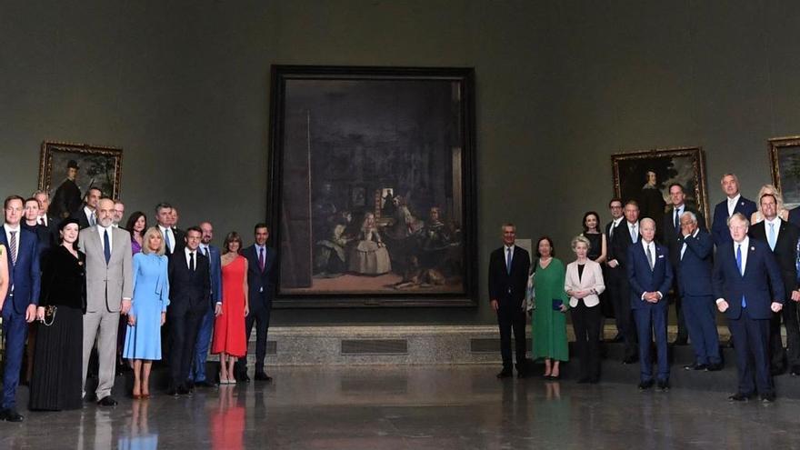 Los jefes de Gobierno y de la OTAN, antes de la cena de gala en el museo del Prado.