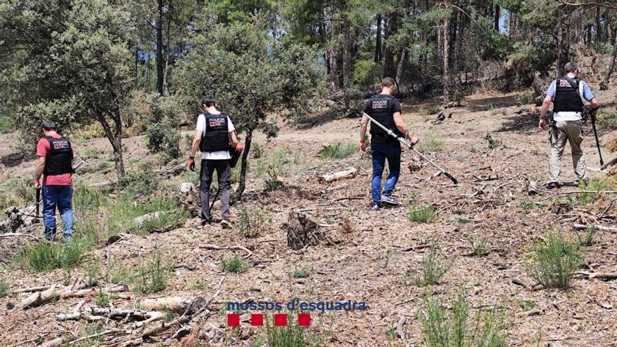 Localitzen diferents artefactes explosius antics en un camp de tir en desús a la Seu d&#039;Urgell