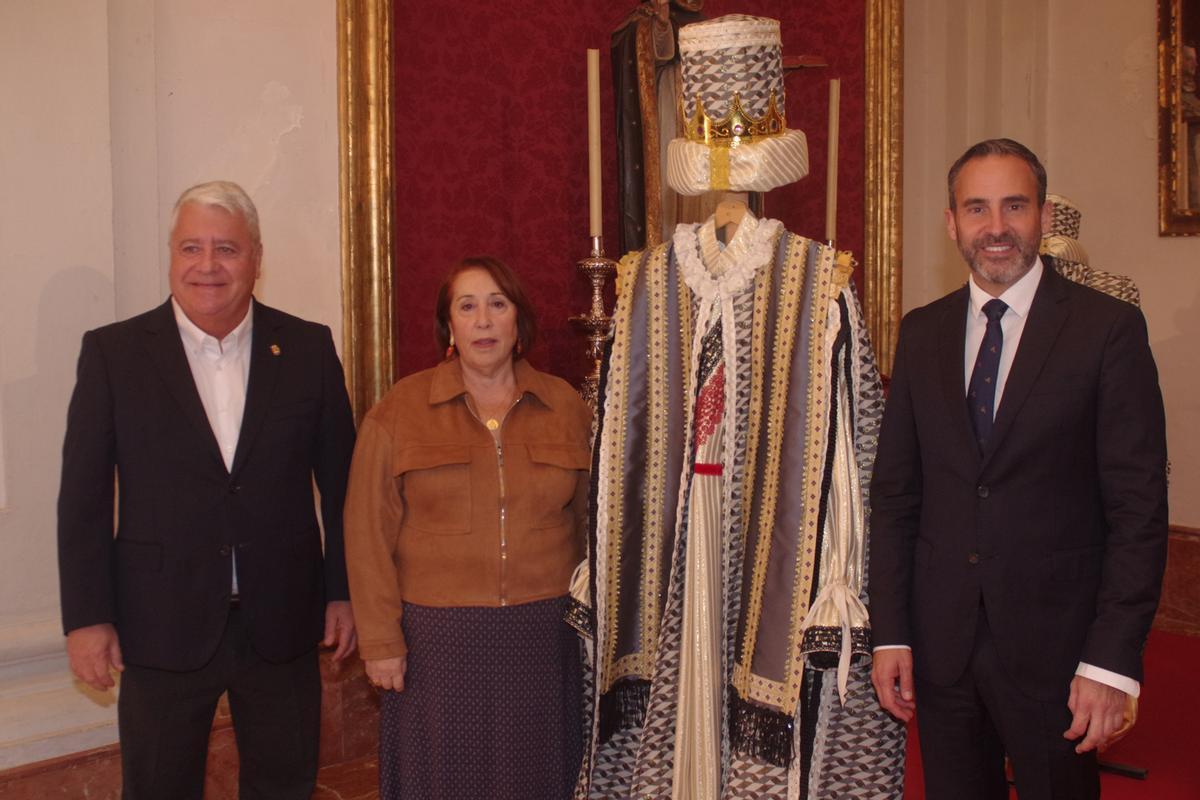 Nombramiento de los Reyes Magos de Oriente en la cabalgata de Málaga: Daniel Pérez, Arturo Fernández y Kendrick Perry