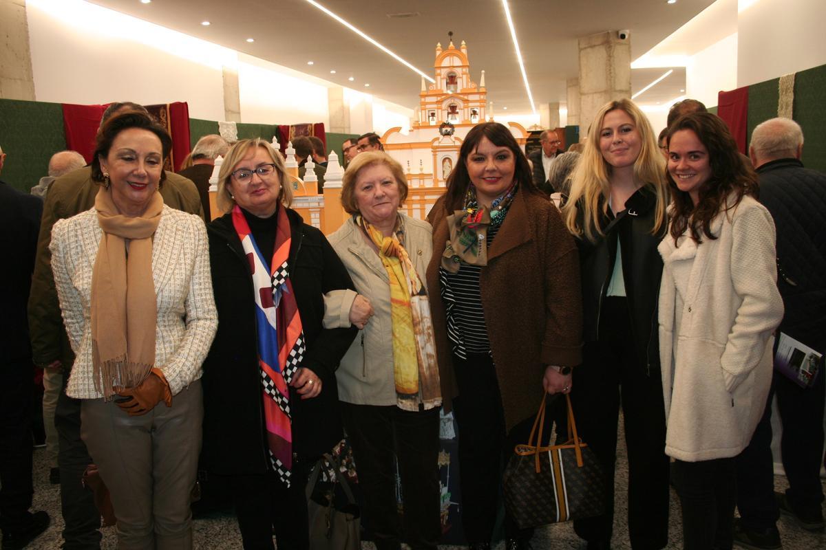 Tana García Mínguez, María Jesús Pérez Periago, Tomasa Lorente López, María del Mar Piernas Gris, Gabriela Artero Martínez e Irene Navarro Palomino.