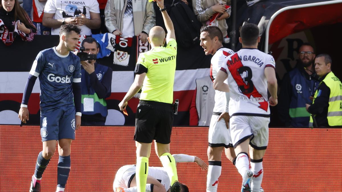 Resumen, goles y highlights del Rayo Vallecano 2 - 2 Girona de la jornada 26 de LaLiga Santander