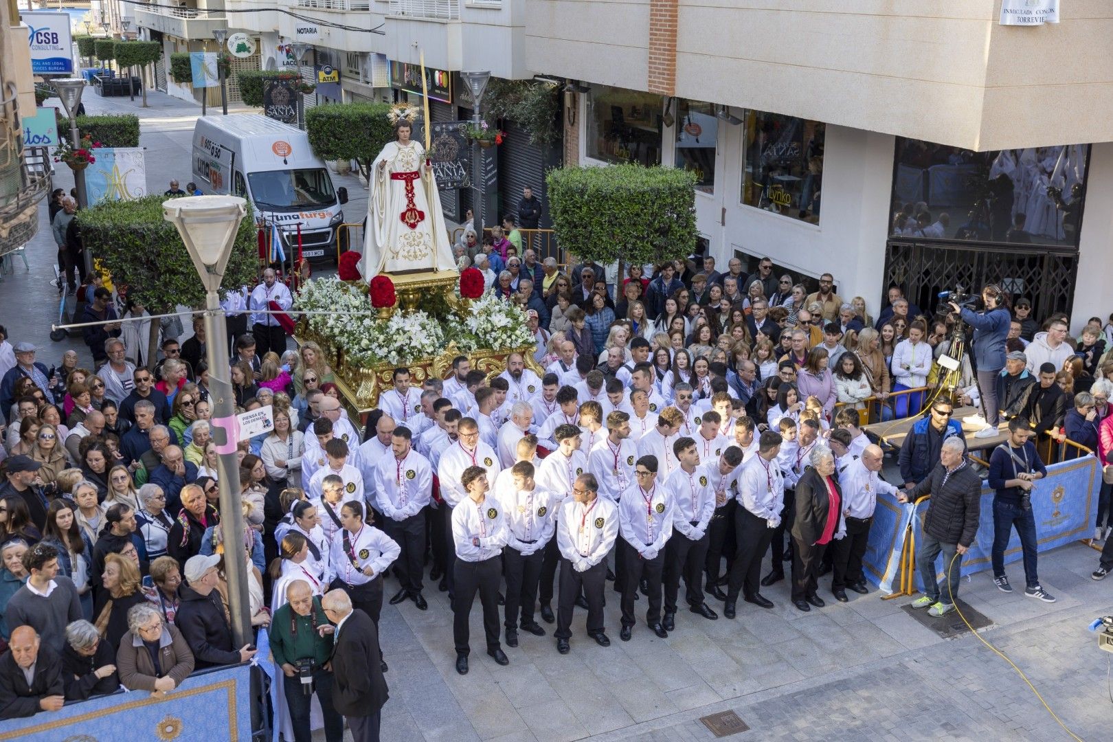 Las imágenes de la procesión del Encuentro del Domingo de Resurrección en Torrevieja