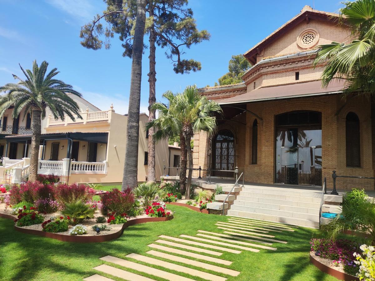 El precioso jardín que luce ahora en Villa del Mar, unificada con Villa Isabel, propiedad de un ucraniano.
