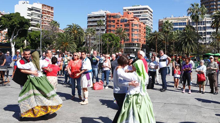 ¿Cómo afecta al tráfico el Día de Canarias?