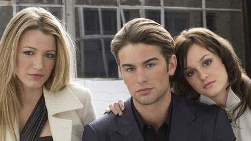 Los tres protagonistas de la serie &quot;Gossip Girl&quot;.