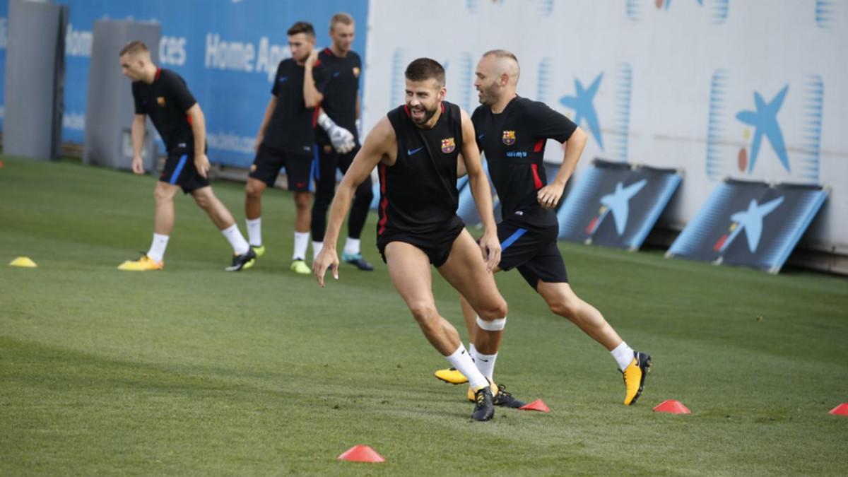 Piqué e Iniesta no jugaron en Tarragona