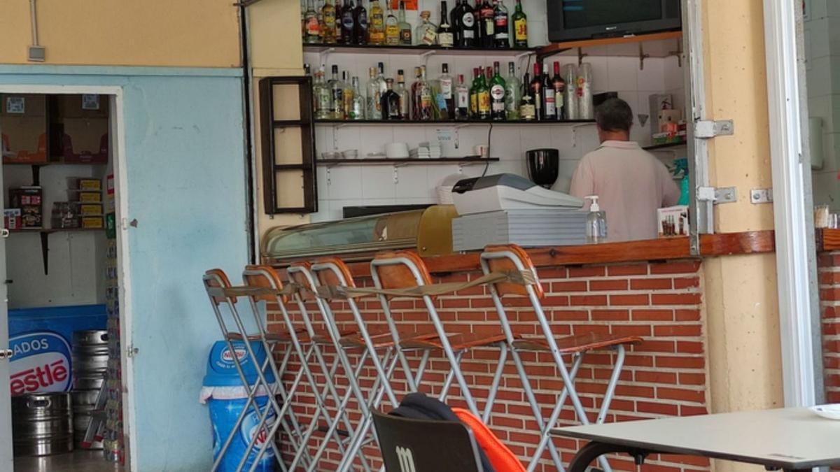 Interior de un bar de Benavente. | E. P.