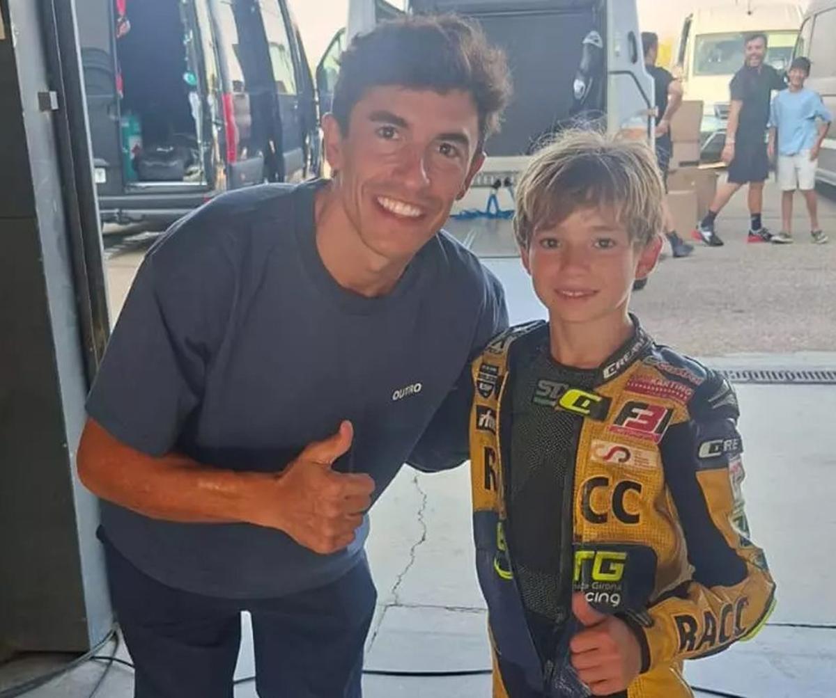 Marc, el ‘minijò’ que imita Márquez