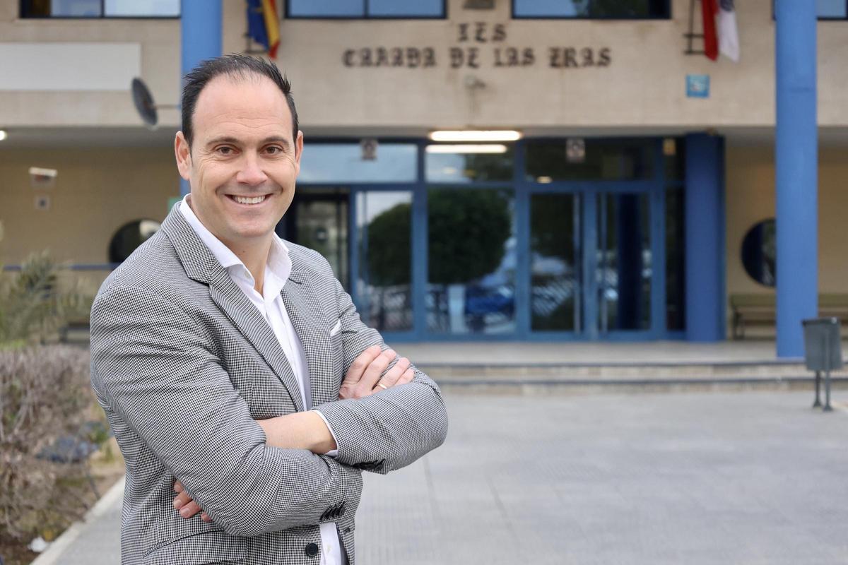 José Antonio Martínez Robles, presidente de ANPE, ayer en el IES Cañada de las Eras de Molina de Segura.