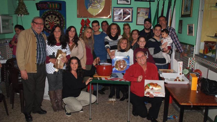 Roscón de Reyes en la peña La Solera de La Luz