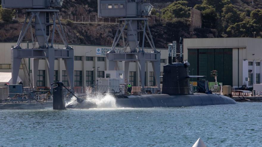 El submarino S-81 supera su última prueba en el mar antes de su entrega