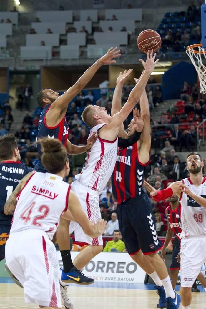 Las imágenes del Baskonia-Tecnyconta Zaragoza