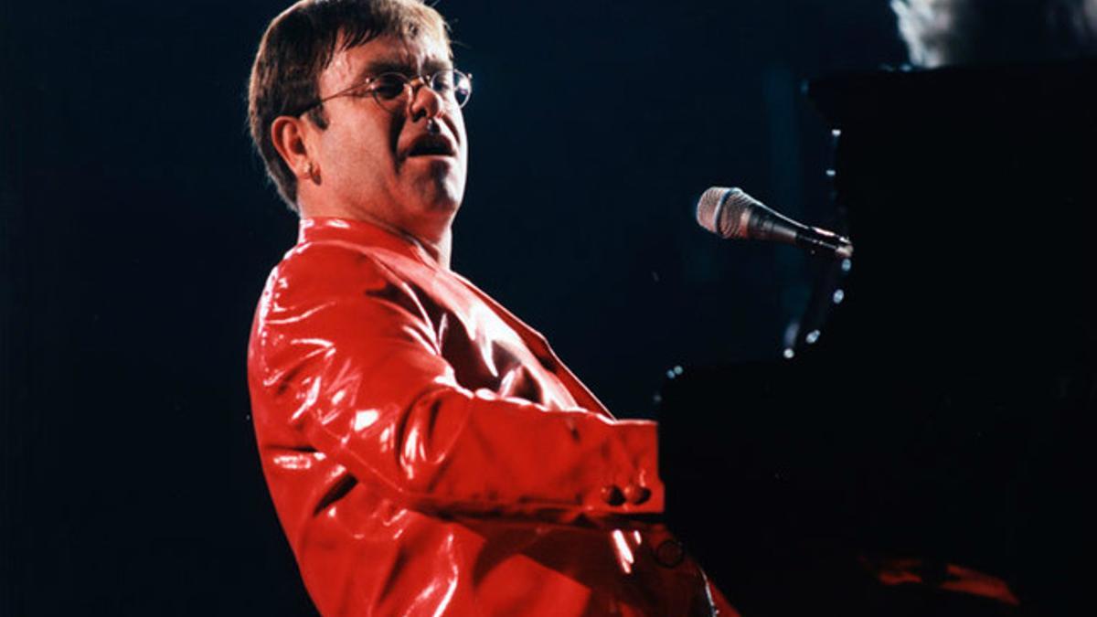 Fotografía del cantante Elton John.