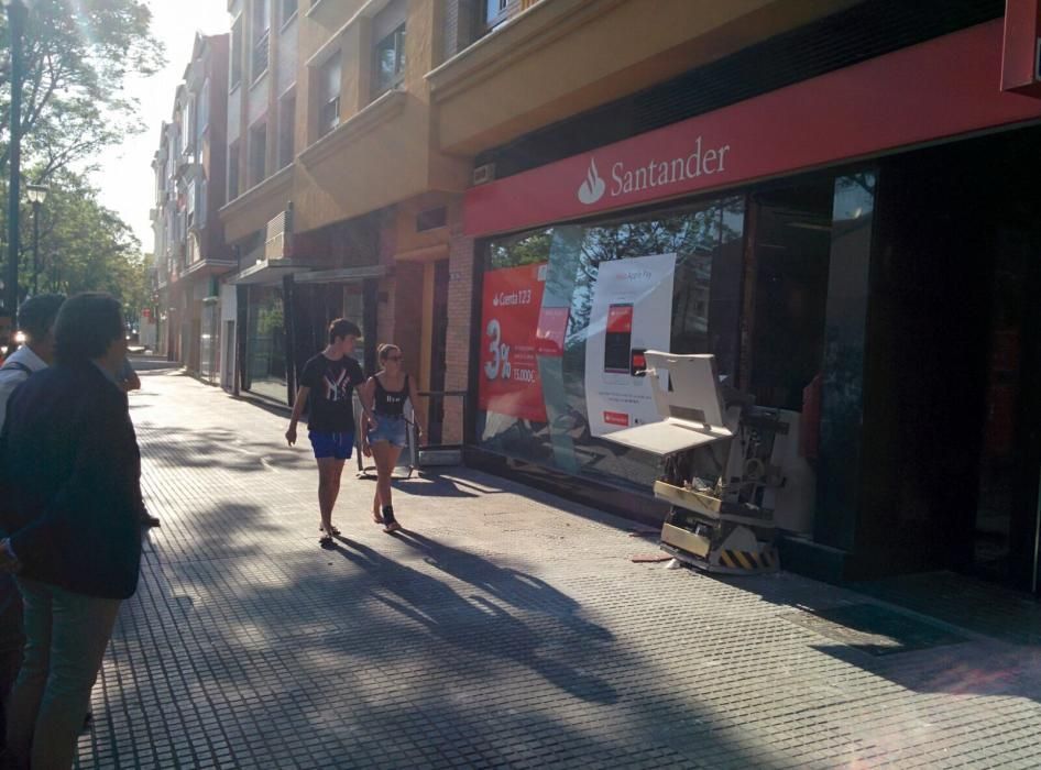 Robo en una sucursal del Banco Santander en Pedregalejo