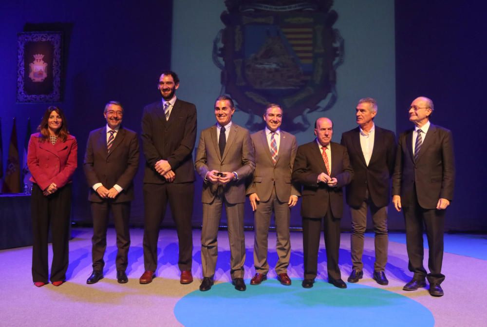 El cantaor y humorista ha sido nombrado Hijo Predilecto de Málaga y el italiano, extécnico de Unicaja y seleccionador nacional de baloncesto, Hijo Adoptivo.