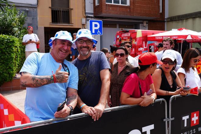 Galería | La salida de la Vuelta a España en Vall d'Alba, en imágenes