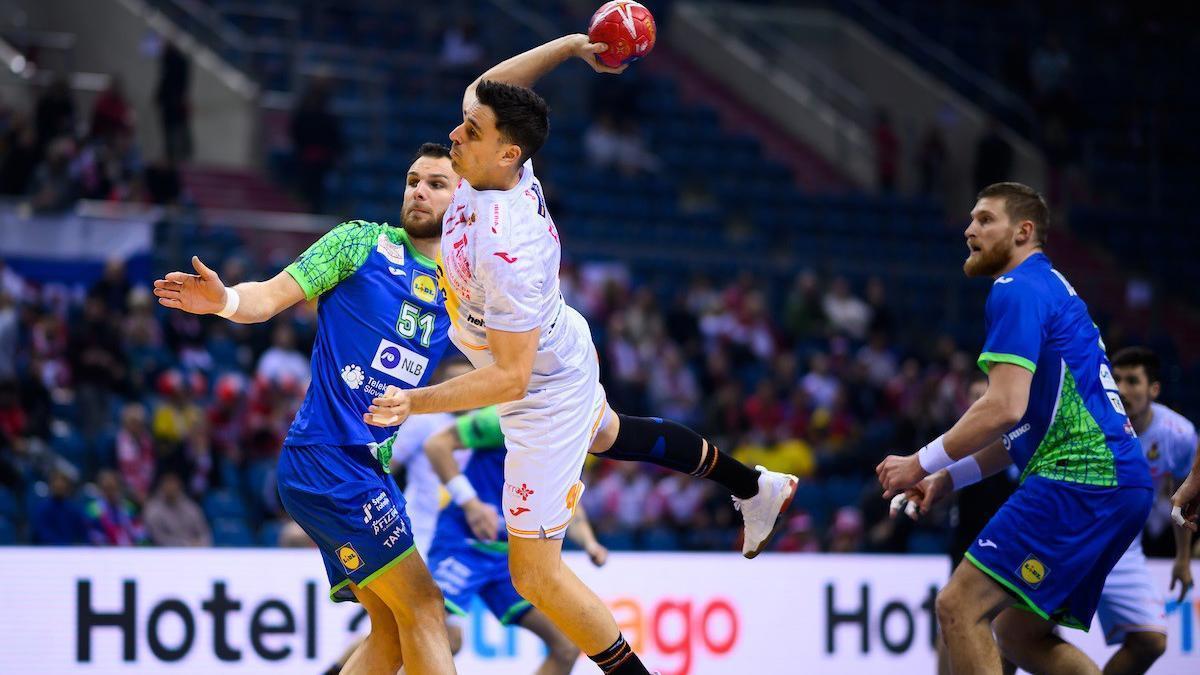 El jugador español Adrià Figueras en el partido entre Eslovenia y España.