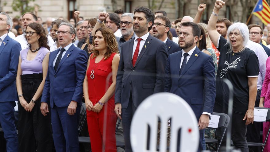 Aragonès preside la ofrenda floral de una Diada sin PP ni Cs y con el soberanismo dividido