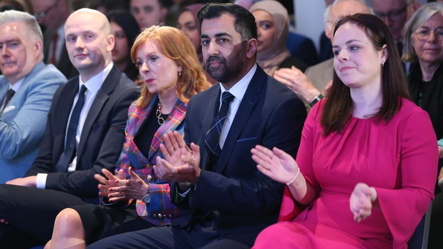 Humza Yousaf sucederá a Nicola Sturgeon al frente del Gobierno escocés